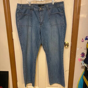 Venezia Jeans Women Size 22
